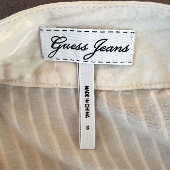 Vintage 2000’s Guess Top - Picture 6 of 7